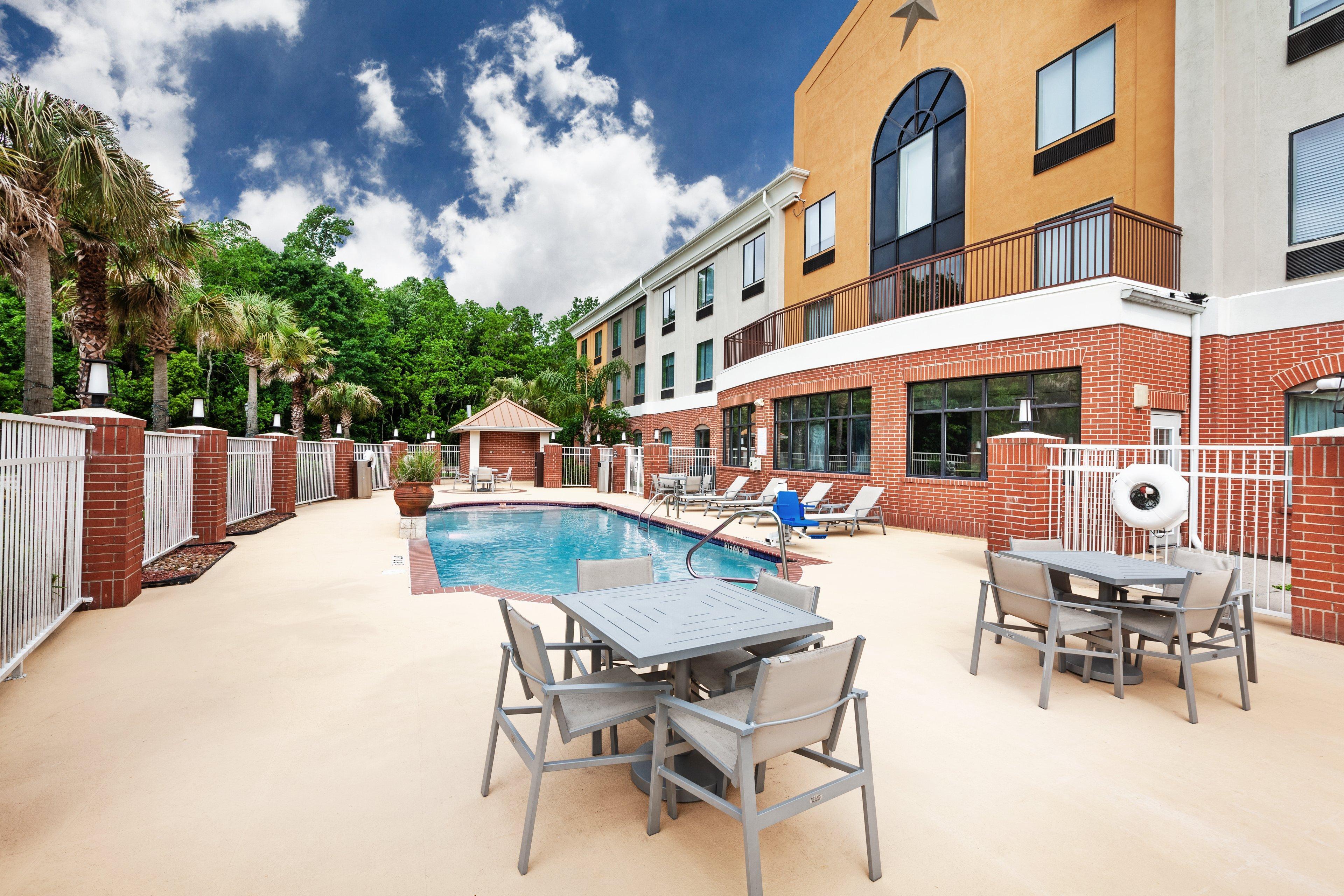 Holiday Inn Express Hotel And Suites Orange, An Ihg Hotel Экстерьер фото