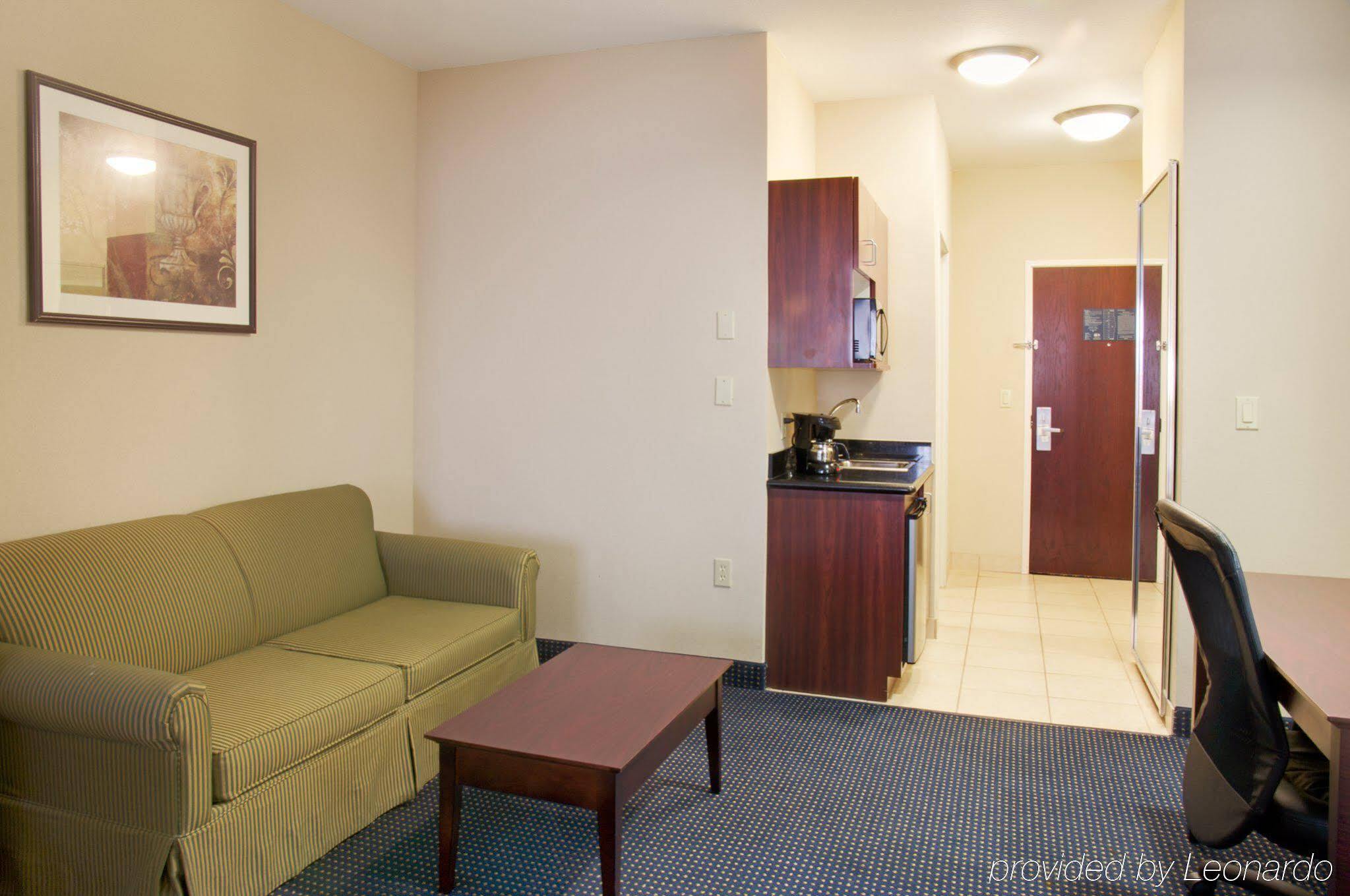 Holiday Inn Express Hotel And Suites Orange, An Ihg Hotel Экстерьер фото